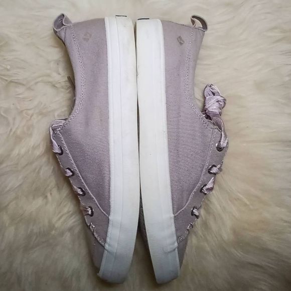 Sperry Crest Vibe Satin Lace sneakers on lavender - Picture 5 of 9